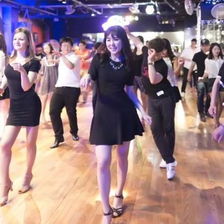 강남 클럽 홍대 동호회추천 커플댄스 모임 2030 미팅 취미활동