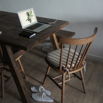 모여서 각자 작업하는 온라인 공유 작업실 